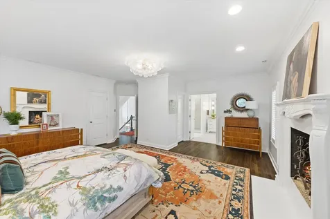 690 Wingate Road Glen Ellyn IL 60137