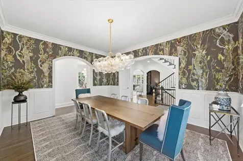 690 Wingate Road Glen Ellyn IL 60137