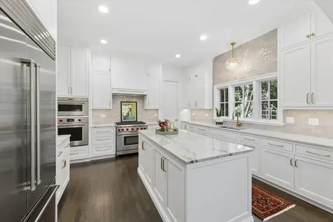 690 Wingate Road Glen Ellyn IL 60137