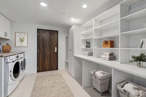 4441 Wolf Road Western Springs IL 60558