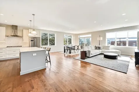 4441 Wolf Road Western Springs IL 60558