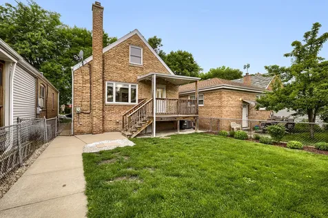 5125 North Sayre Avenue Chicago IL 60656