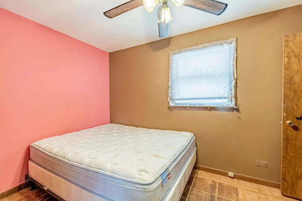 2033 North Karlov Avenue Chicago IL 60639