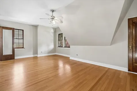 461 Uvedale Road Riverside IL 60546