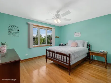 8201 Crestview Drive Willow Springs IL 60480