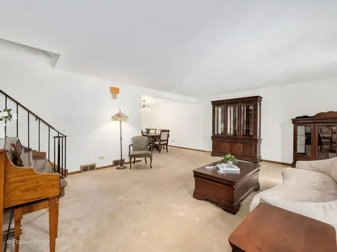 8201 Crestview Drive Willow Springs IL 60480