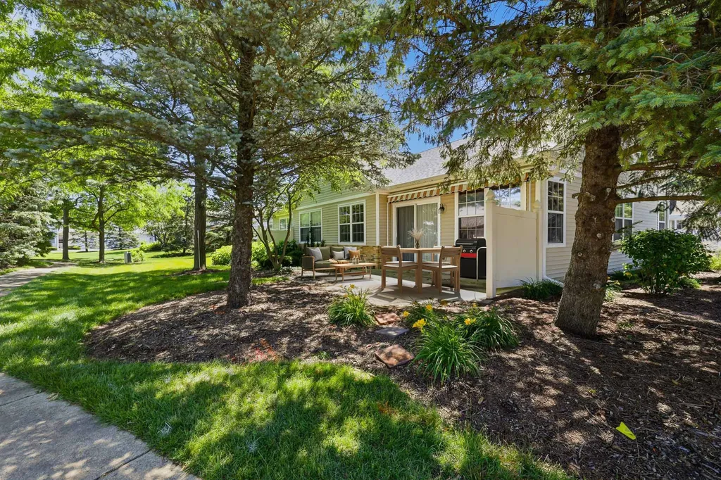 12956 Pennsylvania Avenue Huntley IL 60142