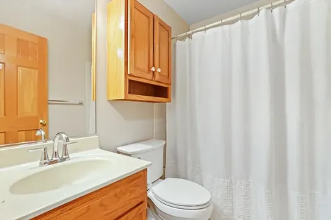 559 Bradbury Lane Geneva IL 60134