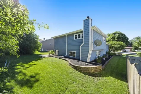 307 Terry Lane Bloomingdale IL 60108