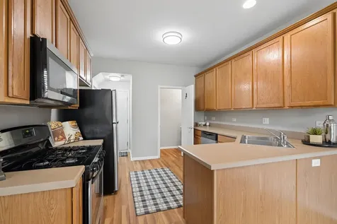 6700 Slate Drive Carpentersville IL 60110