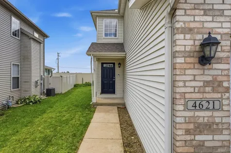 4621 Copper Ridge Road Champaign IL 61822