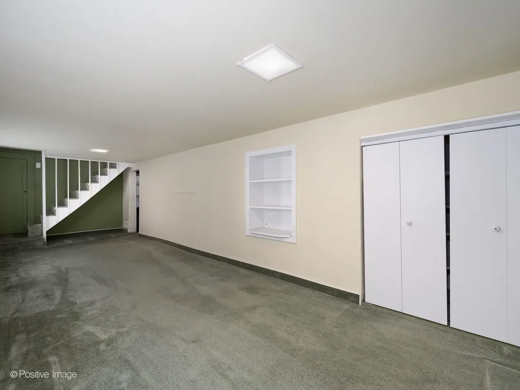 11215 South Sawyer Avenue Chicago IL 60655