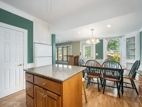 11215 South Sawyer Avenue Chicago IL 60655