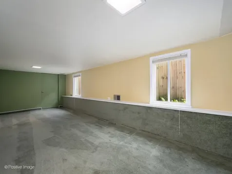 11215 South Sawyer Avenue Chicago IL 60655