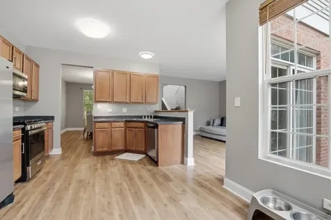 6727 Pine Lake Drive Tinley Park IL 60477