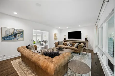 920 Pine Tree Lane Winnetka IL 60093