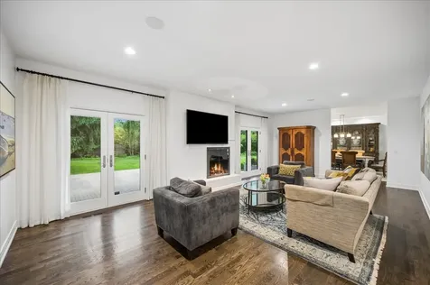 920 Pine Tree Lane Winnetka IL 60093