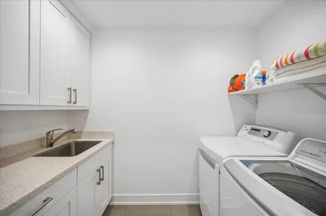920 Pine Tree Lane Winnetka IL 60093