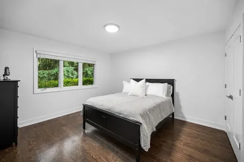 920 Pine Tree Lane Winnetka IL 60093
