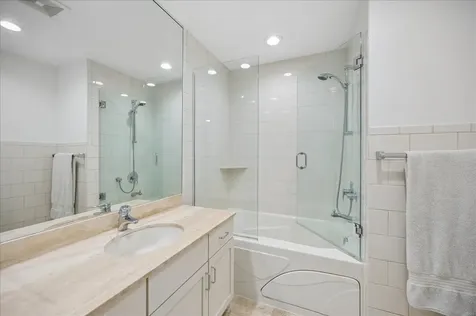 920 Pine Tree Lane Winnetka IL 60093