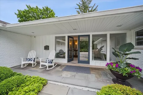 920 Pine Tree Lane Winnetka IL 60093