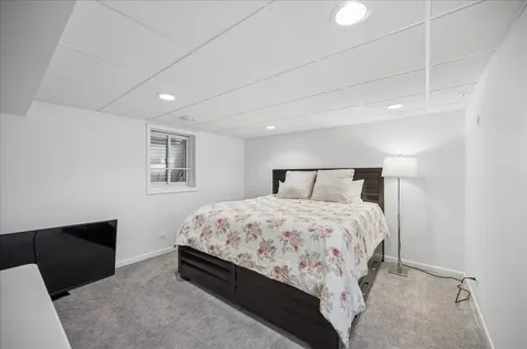 920 Pine Tree Lane Winnetka IL 60093