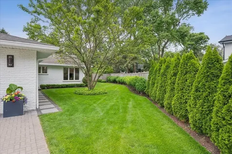 920 Pine Tree Lane Winnetka IL 60093