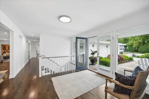 920 Pine Tree Lane Winnetka IL 60093