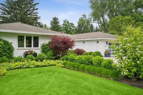 920 Pine Tree Lane Winnetka IL 60093