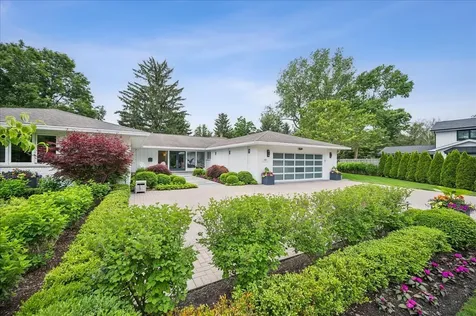 920 Pine Tree Lane Winnetka IL 60093