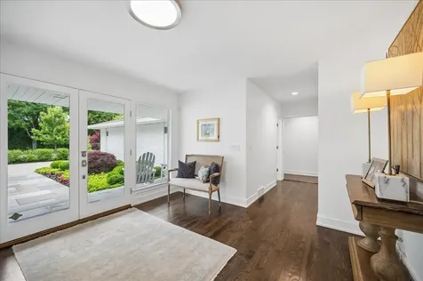 920 Pine Tree Lane Winnetka IL 60093