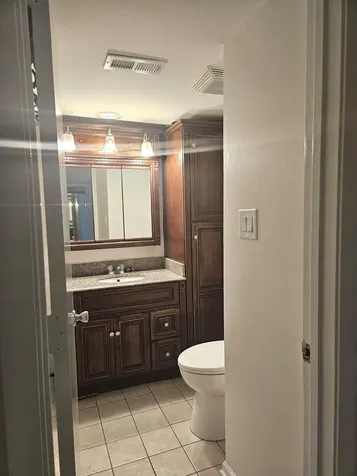 14033 South Laramie Avenue Crestwood IL 60418