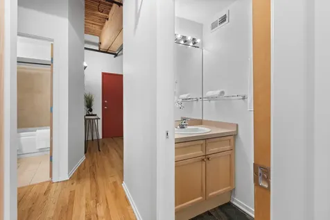 1670 North Claremont Avenue Chicago IL 60647