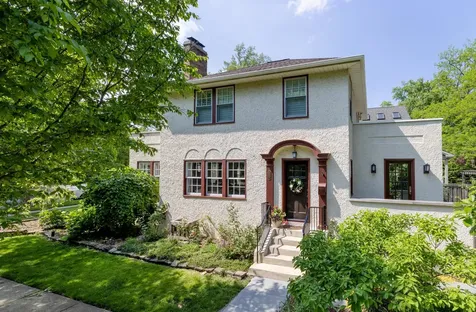 3055 Park Place Evanston IL 60201