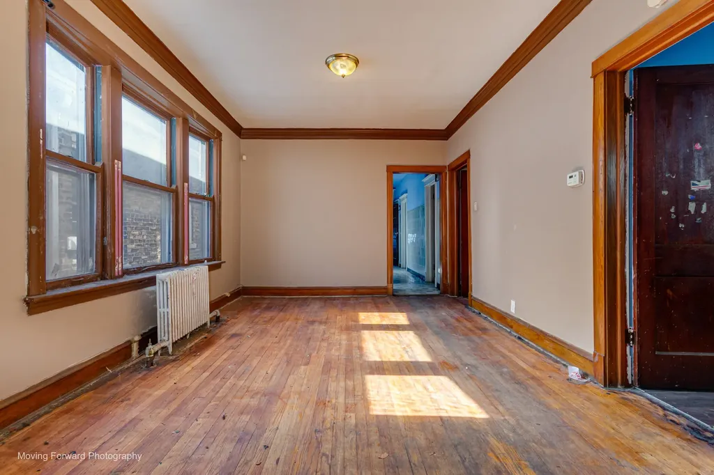 2647 West 69th Street Chicago IL 60629