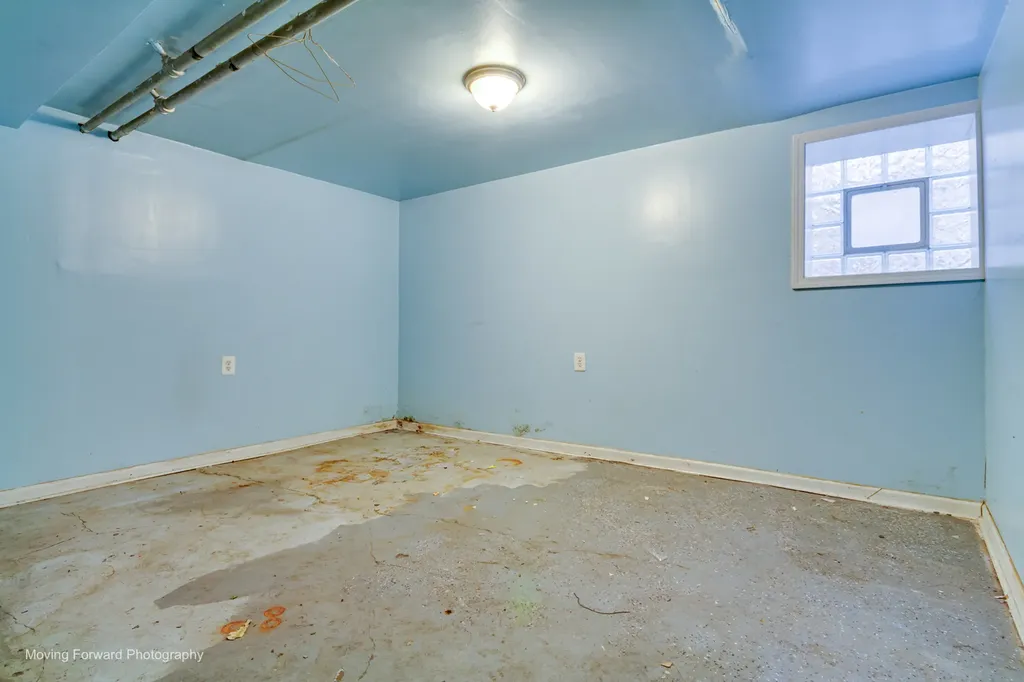 2647 West 69th Street Chicago IL 60629