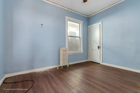2647 West 69th Street Chicago IL 60629