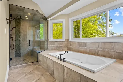 2925 Parkside Drive Highland Park IL 60035