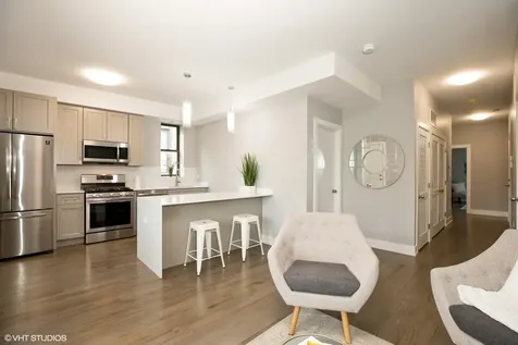 5038 South Saint Lawrence Avenue Chicago IL 60615