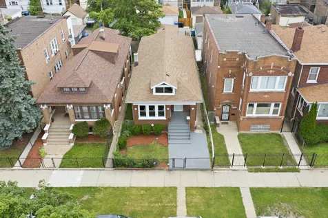 7643 South Paulina Street Chicago IL 60620