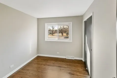 1339 Heather Road Homewood IL 60430