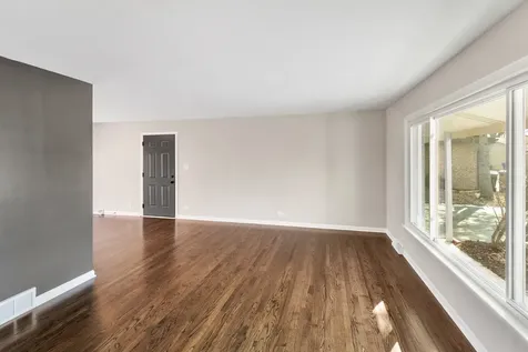 1339 Heather Road Homewood IL 60430