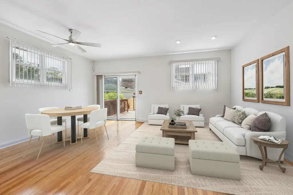 4538 South Saint Lawrence Avenue Chicago IL 60653