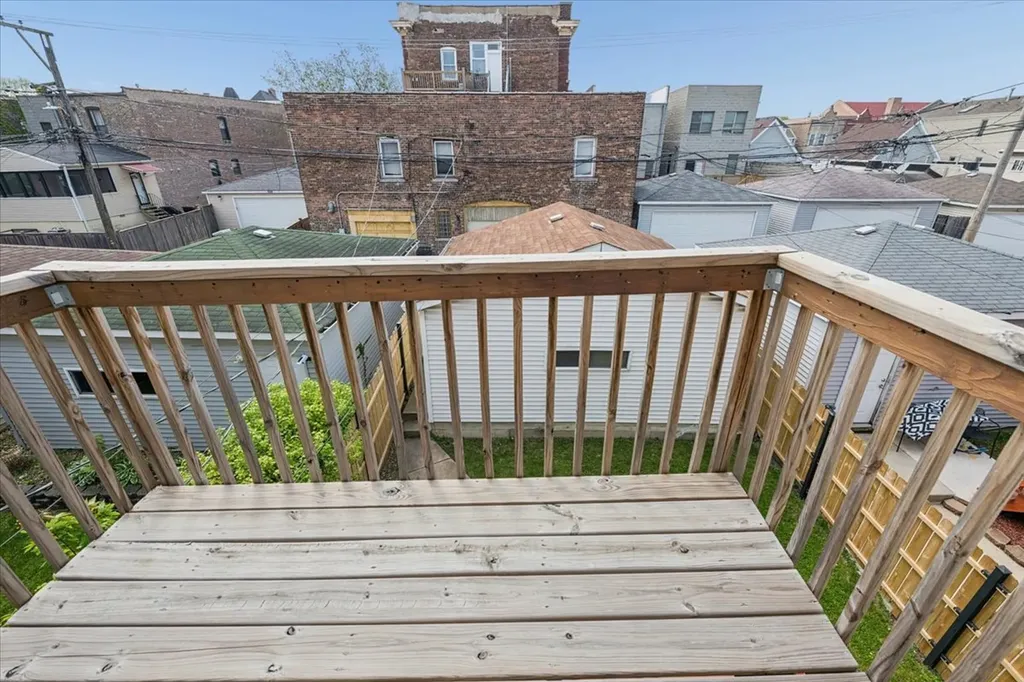 4538 South Saint Lawrence Avenue Chicago IL 60653