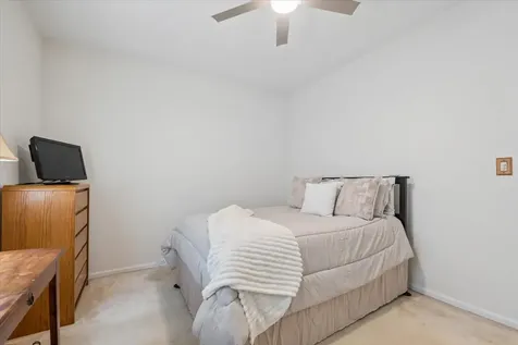 4538 South Saint Lawrence Avenue Chicago IL 60653