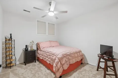 4538 South Saint Lawrence Avenue Chicago IL 60653