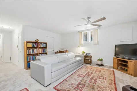 4538 South Saint Lawrence Avenue Chicago IL 60653