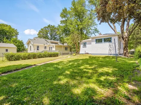 705 Lawn Drive Loves Park IL 61111