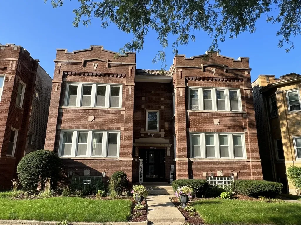 5350 West Crystal Street Chicago IL 60651