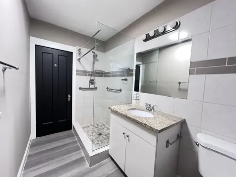 5350 West Crystal Street Chicago IL 60651